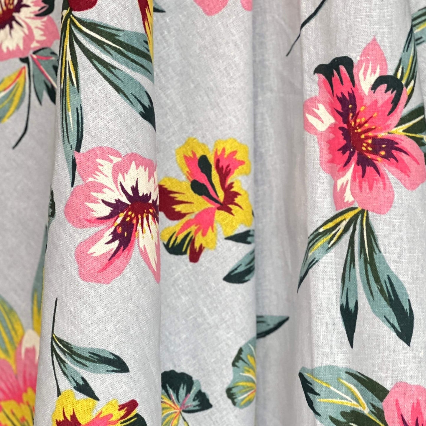 Tropical Breeze Mouse Grey Linen